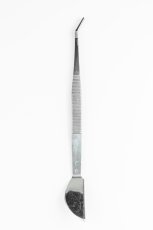 Pinzeta a špachtle zahnutá – 21 cm
